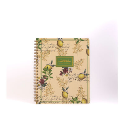 Caderno Espiral Universitário Grande Capa Flexível 80 Folhas Perfumado - Verbena E Limão Siciliano Caderno Espiral Universitário Grande Capa Flexível 80 Folhas Perfumado - Verbena E Limão Siciliano
