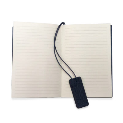 Caderneta Costurada Capa Flexível 132 Folhas A5 – Preta