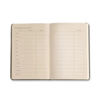 Agenda Planner Costurada Semanal 2027 – Relicário Realeza Off White